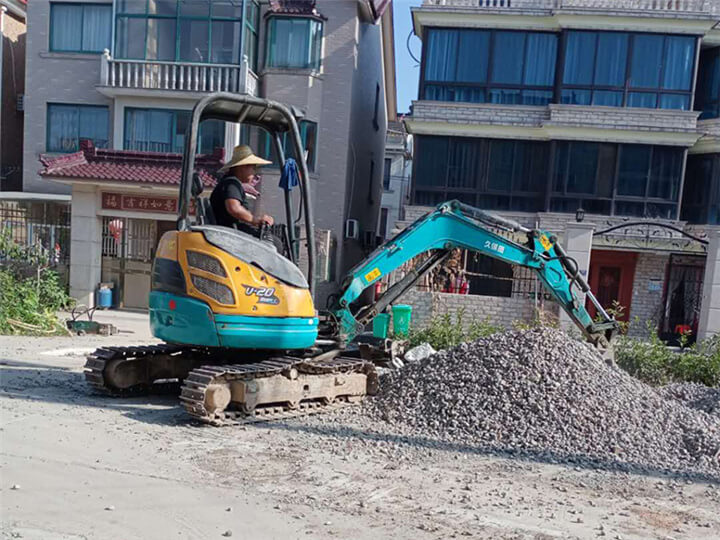 常熟小型挖机出租