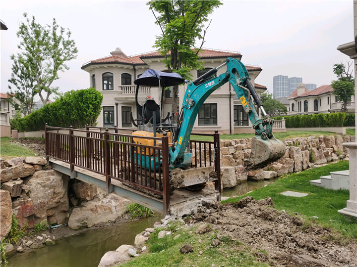 常熟挖掘机租赁