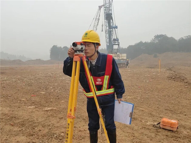 我们是一家市政建设公司